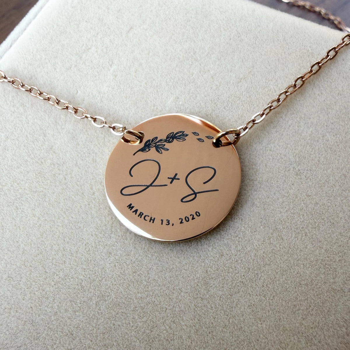 Wedding Date Round Pendant Necklace