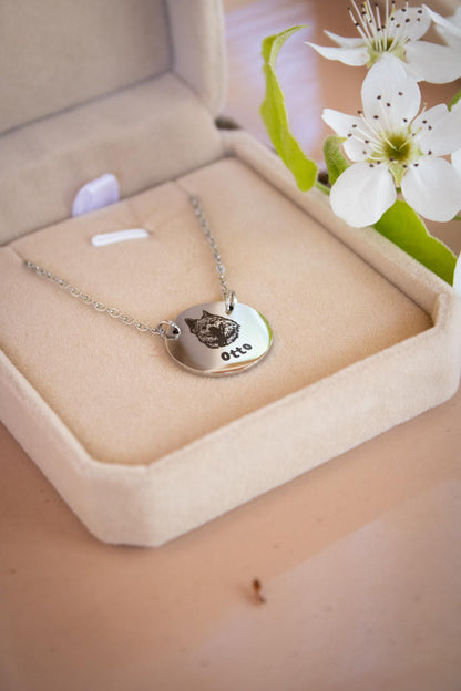 Pet Portrait Round Necklace
