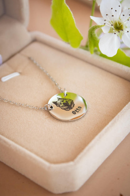 Pet Portrait Round Necklace