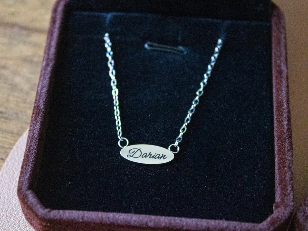 Dainty Oval Name Necklace
