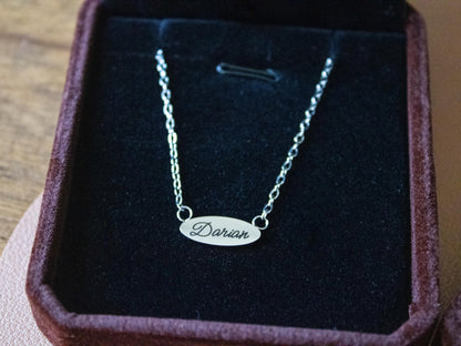 Dainty Oval Name Necklace
