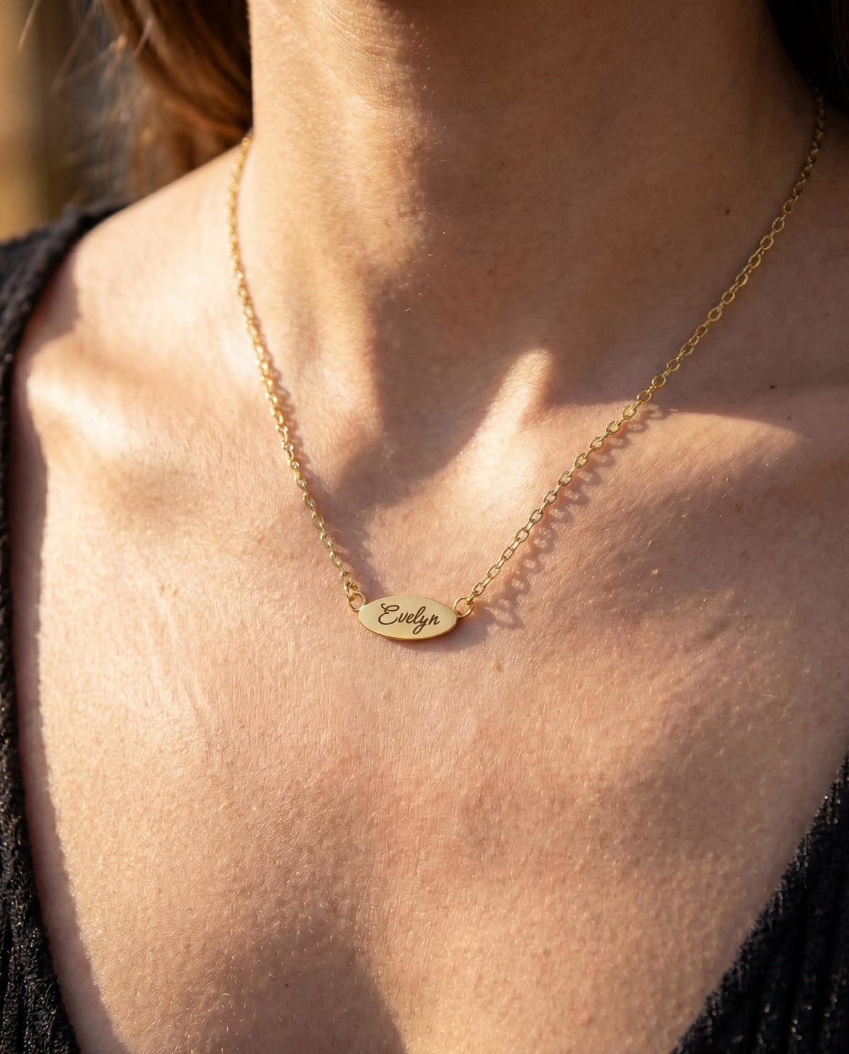 Dainty Oval Name Necklace