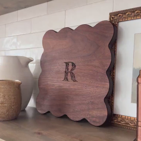 Scallop Monogram Cutting Board | Personalized Cutting Board | Personalized Charcuterie Board | Personalized Gift | Custom Gift Idea Wedding