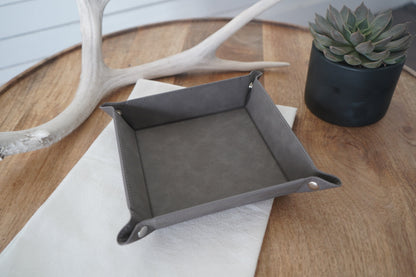 We Love Our Dad Personalized leather Catchall Tray for Dads - Gift for Father's Day from kids, personalized tray with note - C04